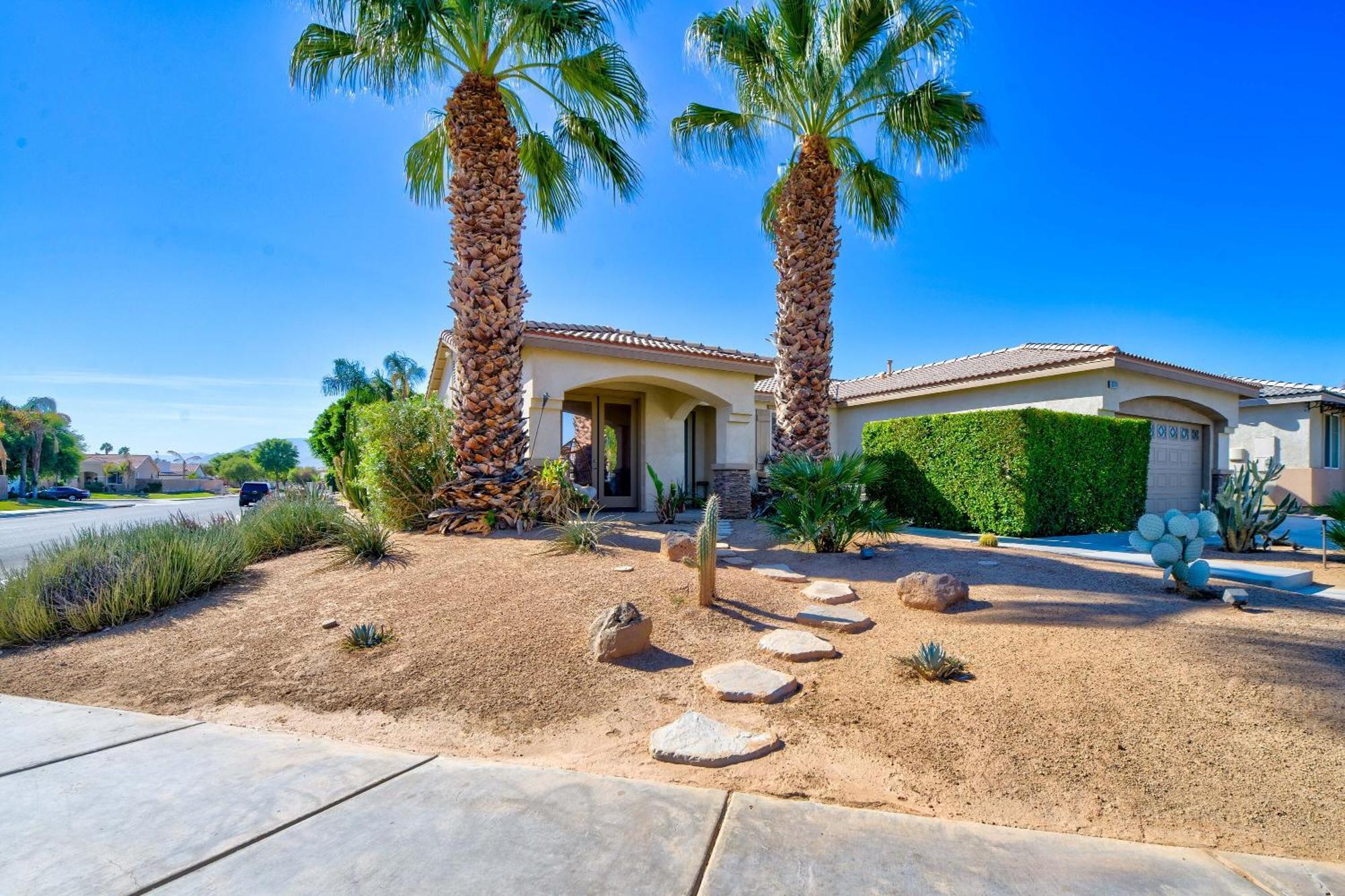Casa Desert Muse With Heated Pool Spa Firepit Mini Golf And Games Indio Luaran gambar