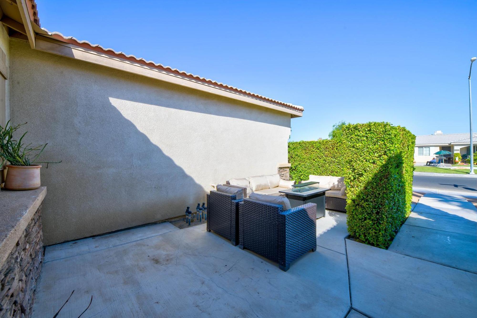 Casa Desert Muse With Heated Pool Spa Firepit Mini Golf And Games Indio Luaran gambar